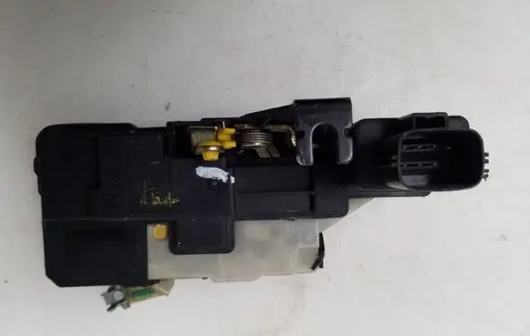 Volvo S80 Rear door lock 