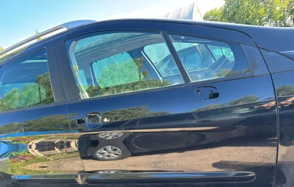 Peugeot 308 SW Front door