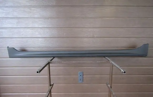Suzuki Swift II Front sill (body part) 9401537871