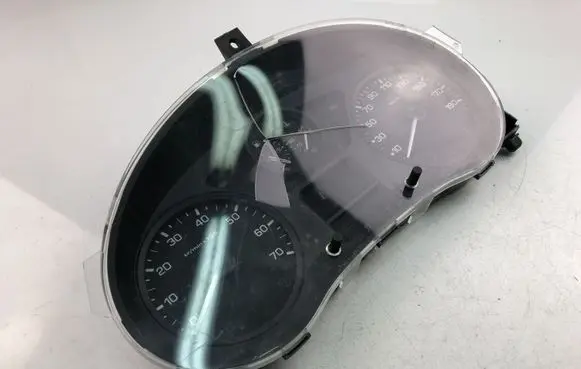 Citroen Berlingo Speedometer (instrument cluster) 555001310104