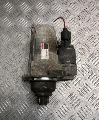 Volkswagen Golf V Starter motor