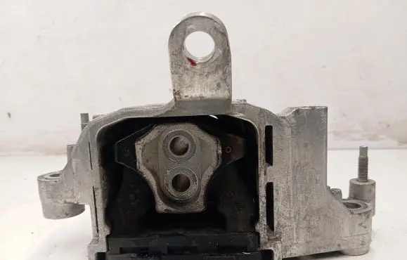 Hyundai Tucson IV NX4 Engine mount bracket 21824N9500