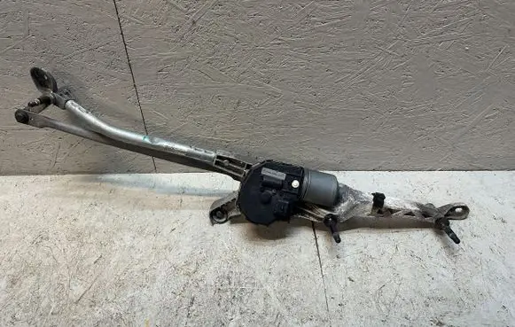Mercedes-Benz CLS C218 X218 Front wiper linkage and motor 3397021443 1397220667 15110353