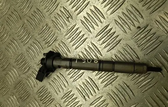 Audi A5 8T 8F Fuel injector 059130277ED