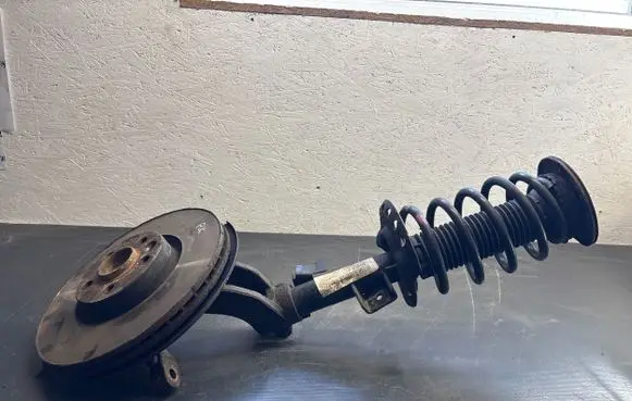Volvo XC60 Front wheel hub spindle knuckle