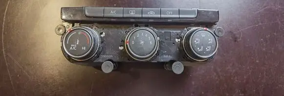 Volkswagen PASSAT B8 Climate control unit 5G0907426T