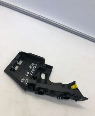 Audi A5 Front bumper mounting bracket 8b3807284