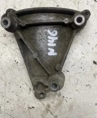 Audi A6 S6 C6 4F Engine mounting bracket 06L260885G