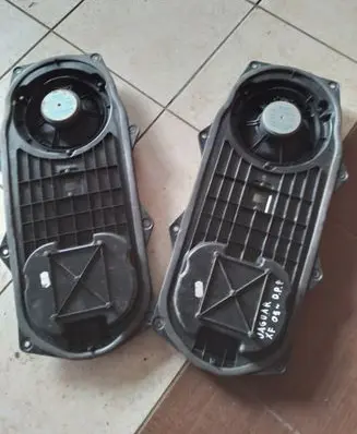 Jaguar XF Front door speaker