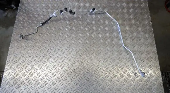 BMW X1 F48 F49 Air conditioning (A/C) pipe/hose 9209724 9323658