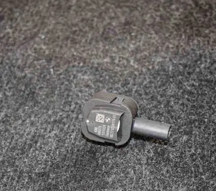 BMW X6 F16 Airbag deployment crash/impact sensor 9224178