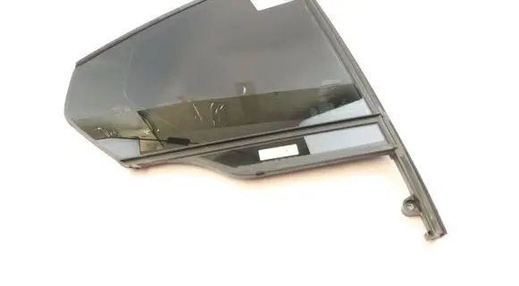 BMW 3 G20 G21 Rear vent window glass 7425084 51357425084