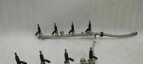 Mercedes-Benz SL R230 Fuel distributor A2730700795