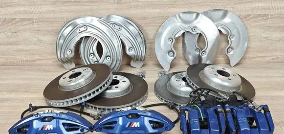 BMW 4 G22 G23 G24 G26 Brake discs and calipers set 688562503 688562603 8842567