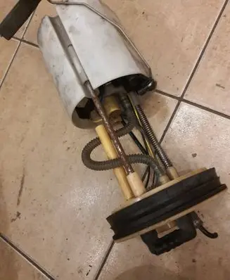 Volkswagen PASSAT B6 In-tank fuel pump 1T0919050B