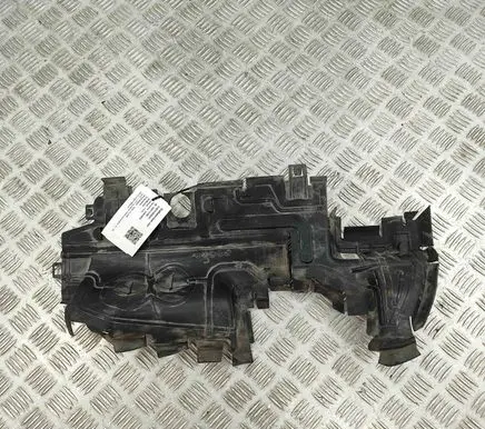 Audi Q7 4M Intercooler air guide/duct channel 4M0121283CG