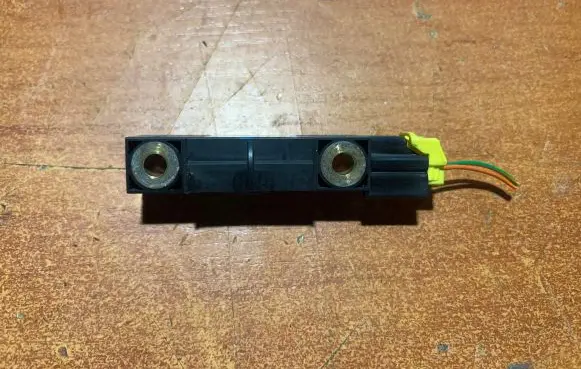Volvo V70 Airbag deployment crash/impact sensor 8622365 008629 080107