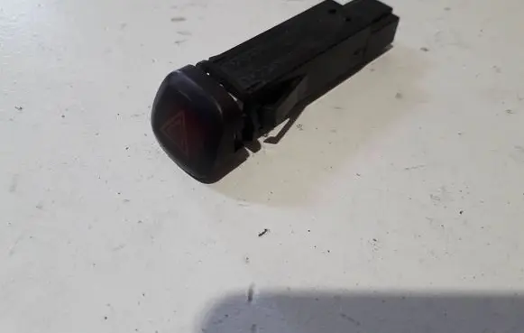 Volvo S80 Hazard light switch 9168302 99W353