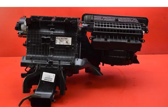 Opel Insignia A Interior heater climate box assembly 39217797
