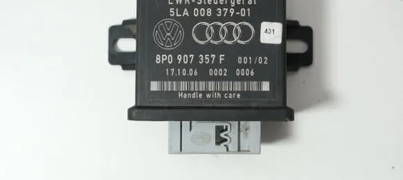Audi Q7 4L Light module LCM 8P0907357F 5LA00837901
