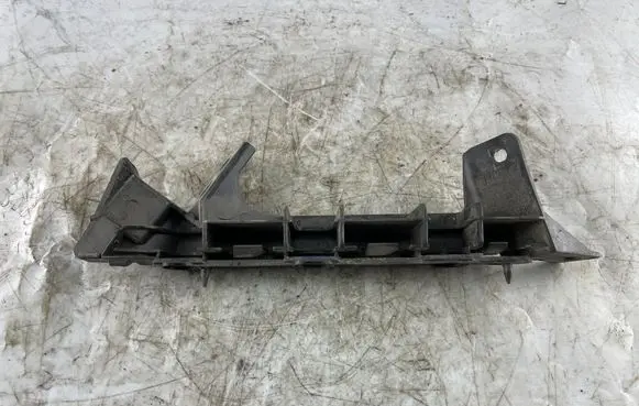 Seat Ibiza IV (6J,6P) Front bumper mounting bracket 6J0807184 6J080718