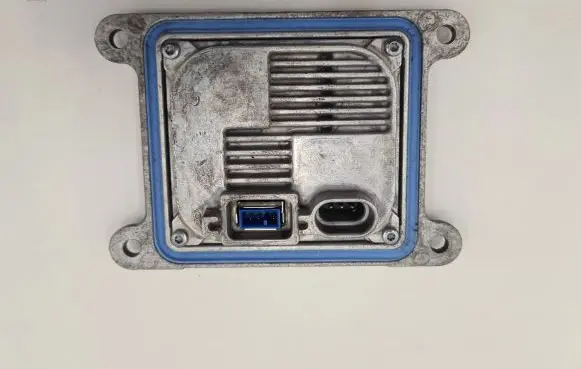 Ford Ranger Headlight ballast module Xenon 10R044663