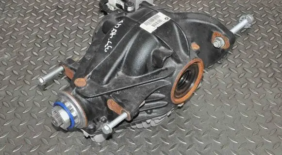 BMW X6M G06 F96 Rear differential 33108047170 8047170