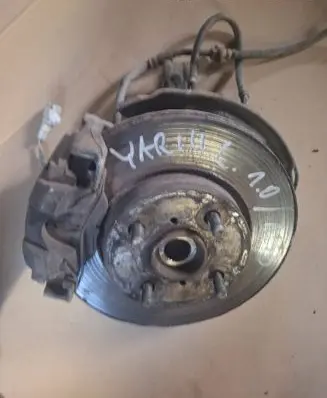 Toyota Yaris Front wheel hub spindle knuckle YARIIIZWROTNICA