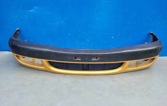 Toyota Corolla E110 Front bumper 5211902170