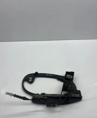 BMW 7 E65 E66 Rear door exterior handle/bracket 7013704