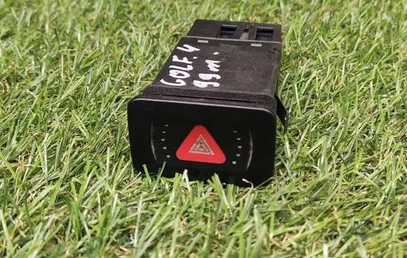 Volkswagen Golf IV Hazard light switch 1J0953235F PNN00031 PA66GF30