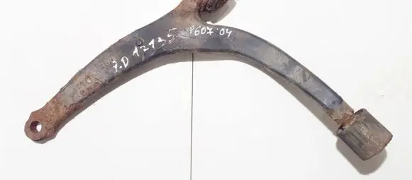 Peugeot 607 Front lower control arm/wishbone