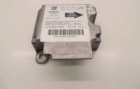 Opel Zafira A Airbag control unit/module 09174005 5WK42877 D173