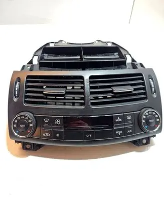 Mercedes-Benz E W211 Climate control unit 2118300890 00052706