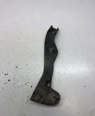 Audi A4 S4 B7 8E 8H Front bumper mounting bracket 8E0807203B