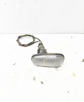 Opel Astra G Front fender indicator light 10364604