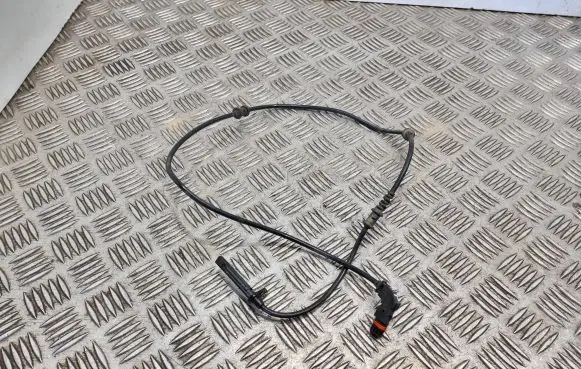 Mercedes-Benz ML W166 ABS brake wheel speed sensor A1669054002