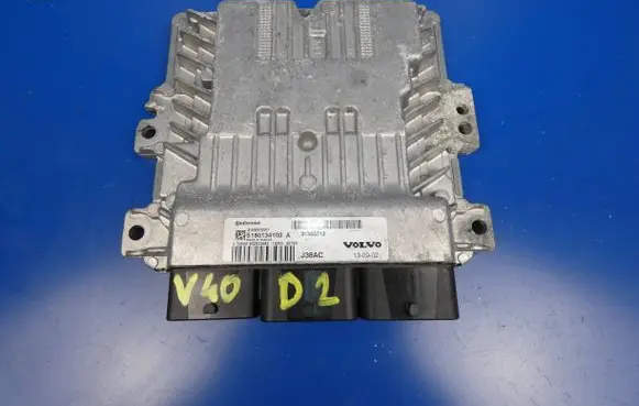 Volvo V40 Engine control unit/module SID807EV0 31355712 S180134103A