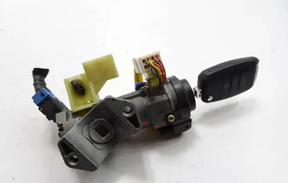 KIA Ceed Ignition lock 7we5l
