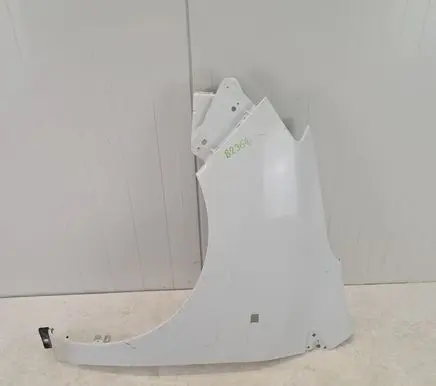 Dacia Dokker Fender 631017745R B2364