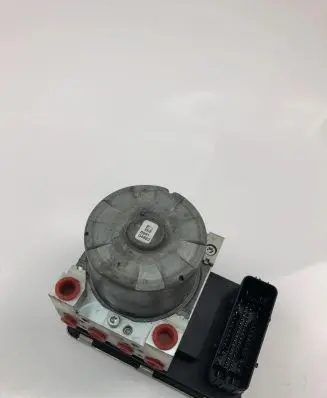 Volvo V60 ABS Pump 32214804