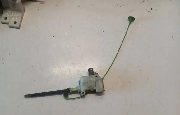 Volvo S60 Central locking motor 86113136