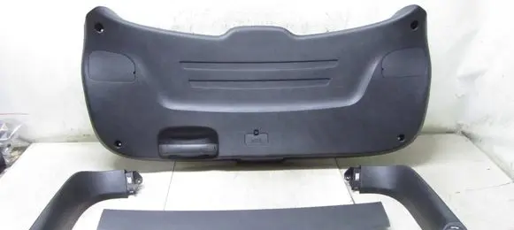 Hyundai Santa Fe Bottom trim 81750-2W500