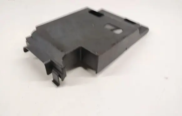Mercedes-Benz ML W166 Fuse box cover A1665400080