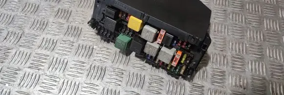 Mercedes-Benz CLS C218 X218 SAM control unit A2129003714