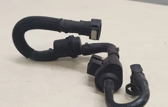 Porsche Cayenne (92A) Breather valve 06E906517B 7P0133366A