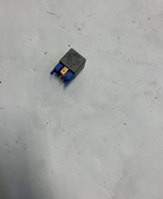 Hyundai Tucson JM Other relay 952253A100