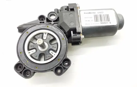 Nissan Pathfinder R51 Rear door window regulator motor 400927B