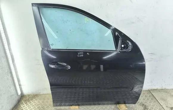 Mercedes-Benz ML W164 Front door A1647201005