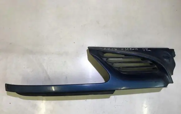 Renault Scenic I Front grill 7700834201